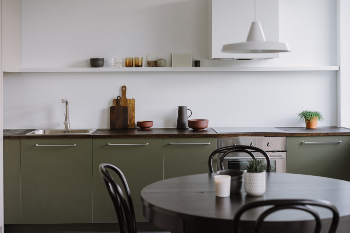 Zielona kuchnia w minimalistycznym stylu | proj. MAP, zdj. PION