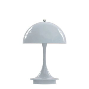 Louis Poulsen lampa stołowa Panthella Portable V2 kolor Pale Blue